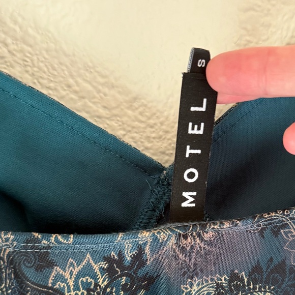 Motel Dammy Mesh Mini Dress In Tonal Blue Paisley - Picture 5 of 5